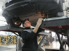 Keep Your Car Running Smoothly with These Essential Repair Tips Car