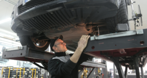 Keep Your Car Running Smoothly with These Essential Repair Tips Car